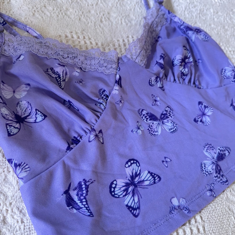 Full Tilt Cami Purple Butterfly Babydoll Festival Lace Trim V-Neck Crop Top Y2K - Picture 7 of 10